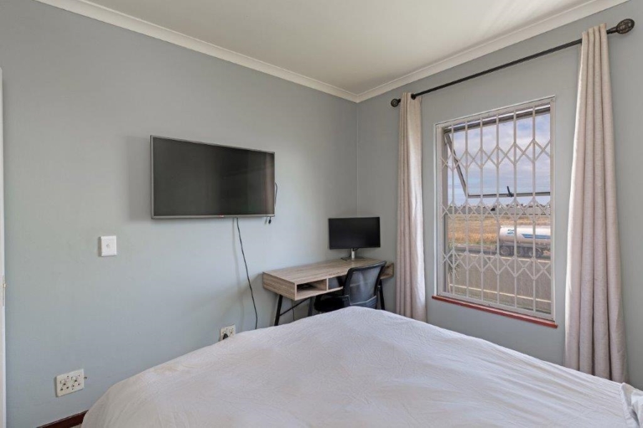 2 Bedroom Property for Sale in Milnerton Western Cape